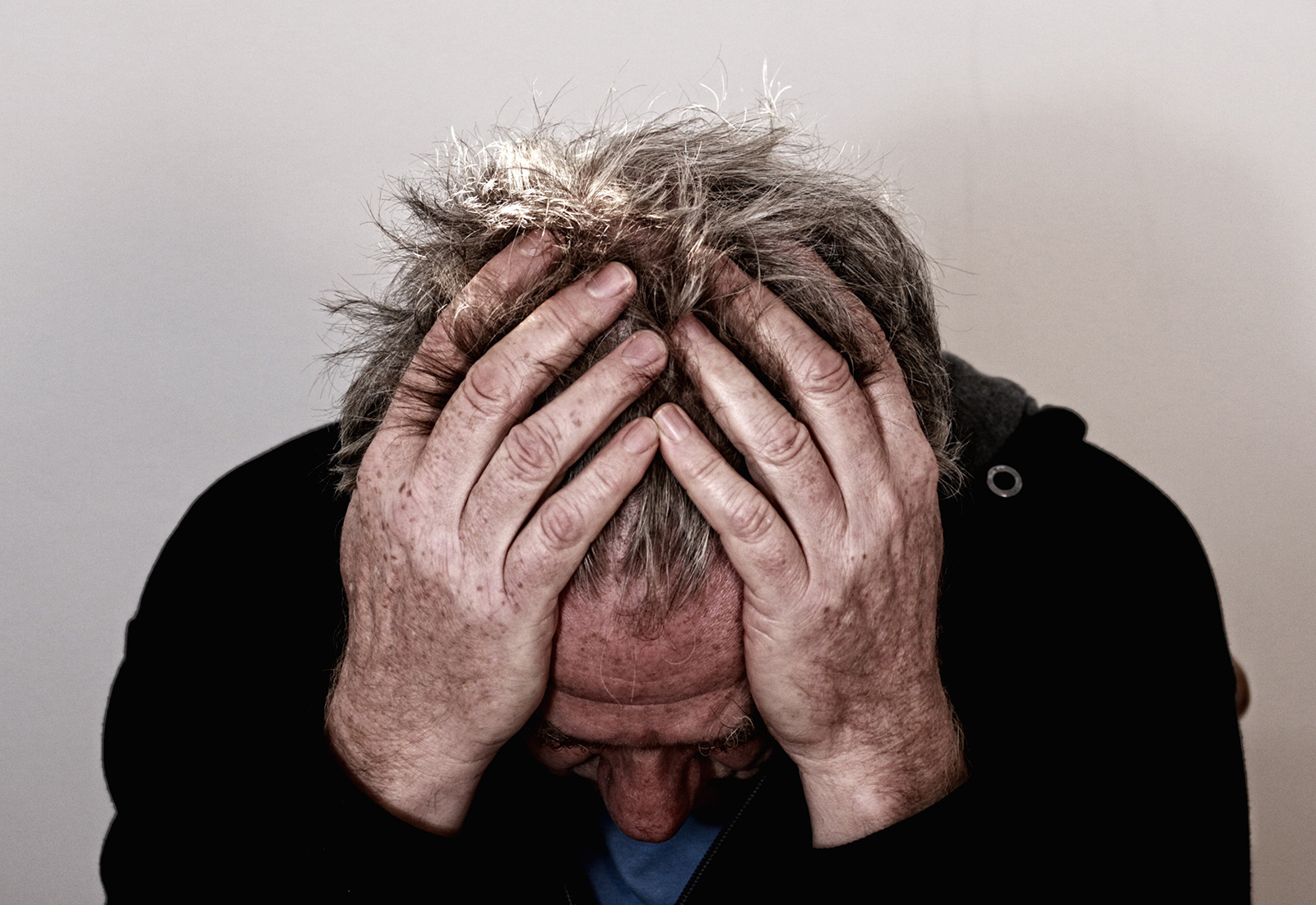 Sfatare i falsi miti sul suicidio